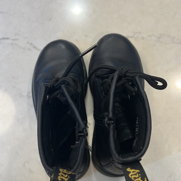 Dr. Martens 1460 J Black Leather Lace Up Boots sz 11 - Picture 4 of 10